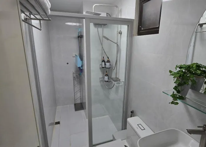 Guest house Kai's Luxe Balcony At Royal Oceancrest Mactan Lapu-Lapu City
