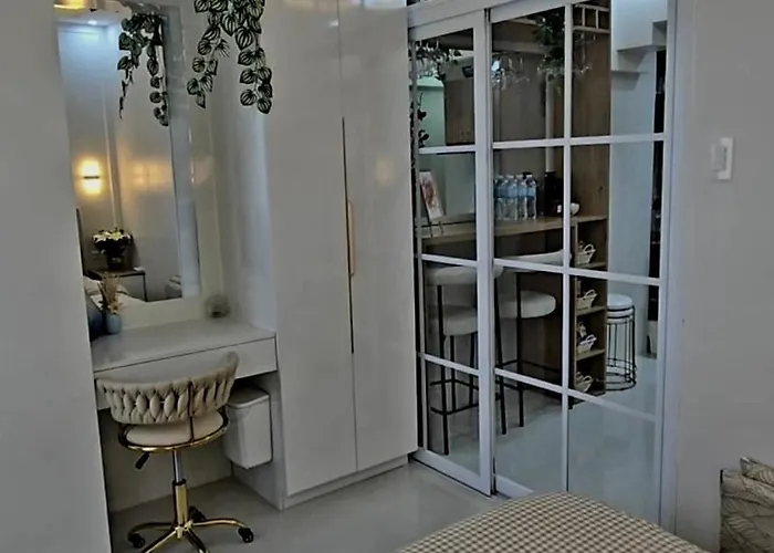 Kai's Luxe Balcony At Royal Oceancrest Mactan Lapu-Lapu City